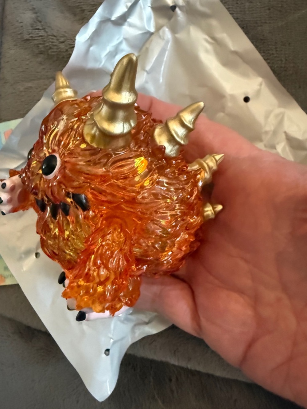 Joyful Life 'Flames' Monster Fluffy - Orange translucent with glitter inside. - Picture 6 of 8